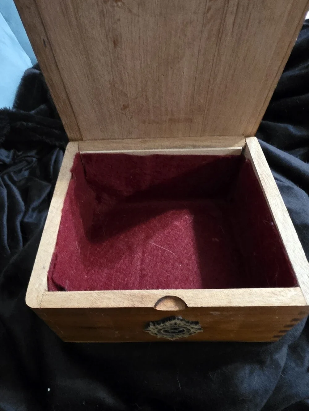 Vintage-Style Brown & Cream Storage Box Unbranded